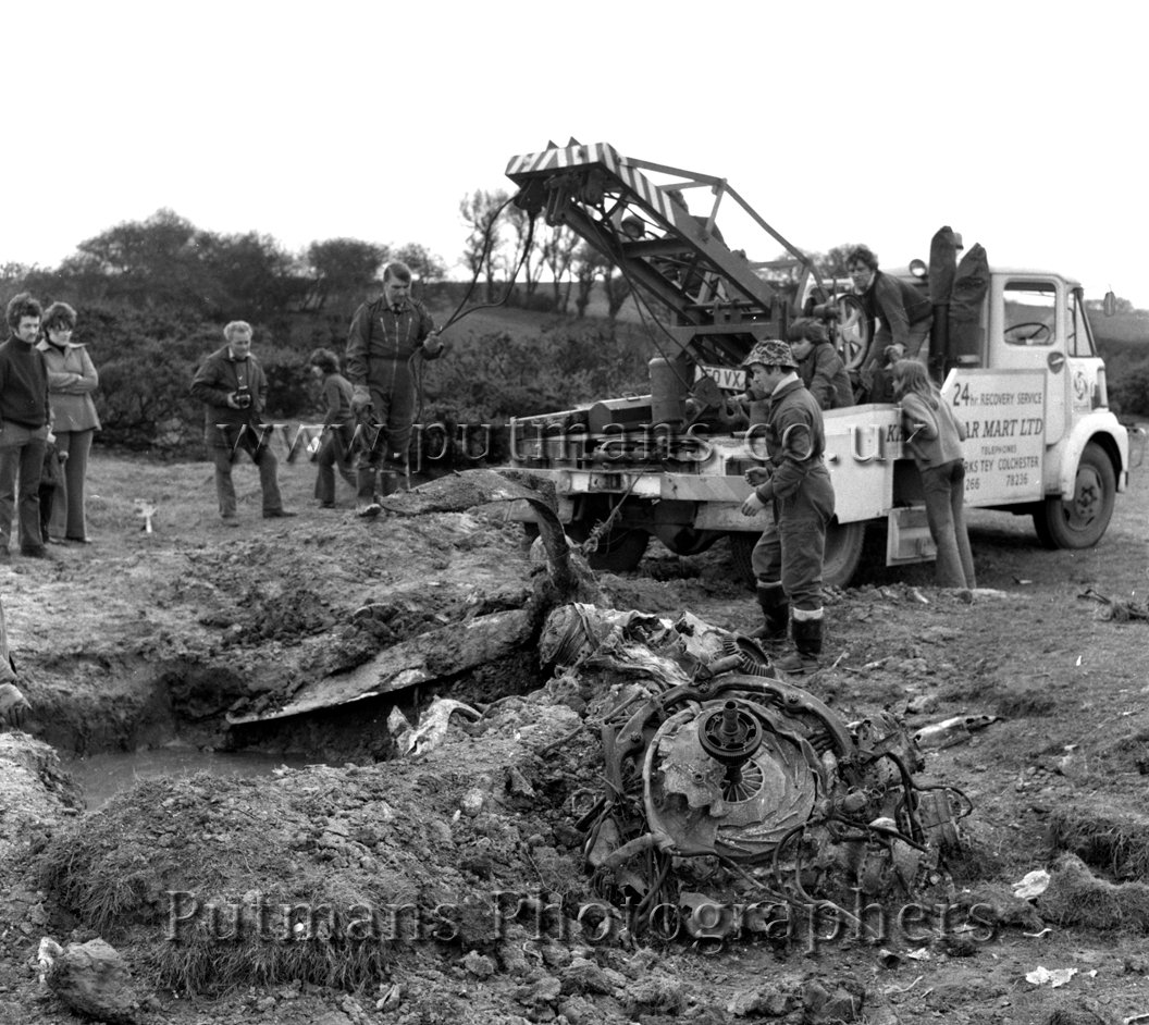 Ref 1287E Recovery of Halifax Bomber 18th March 1973