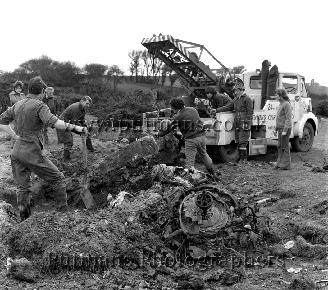 Ref 1287F Recovery of Halifax Bomber 18th March 1973