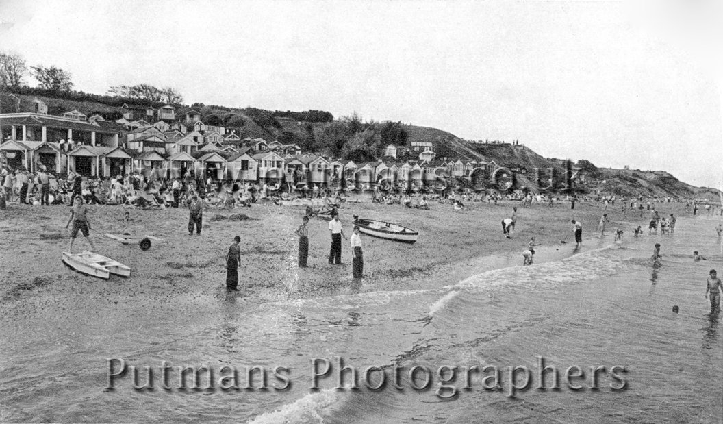 Ref 1316 Hipkins Beach c1950
