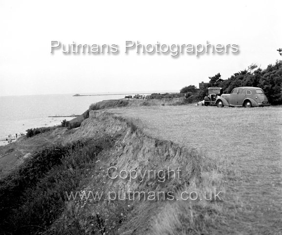 Ref 136-16 Sunny Point Car park