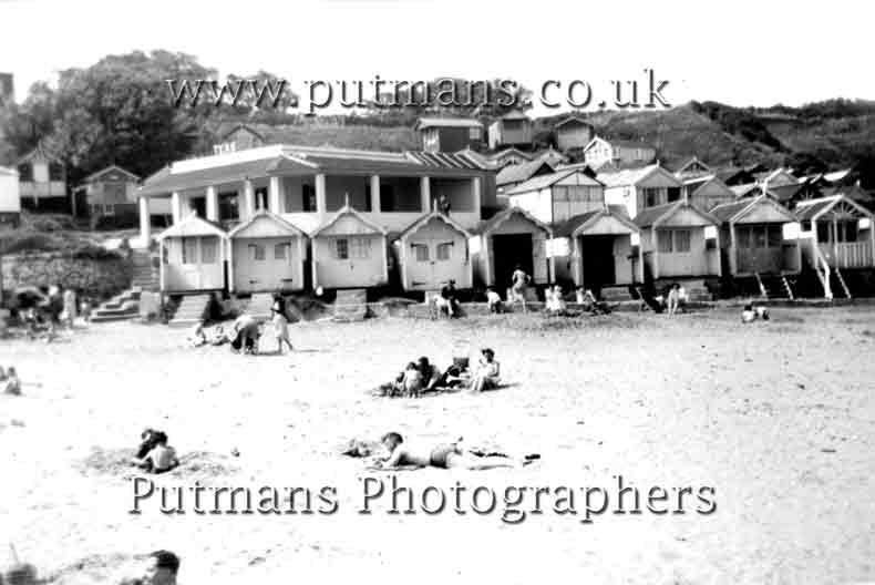 Ref 1446 Hipkins Beach & Tea Shop