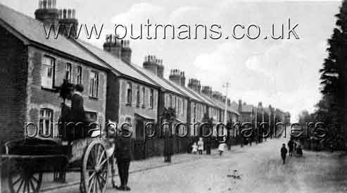 Ref 1517 Naze Park Road with C M Hipkin's horse & cart