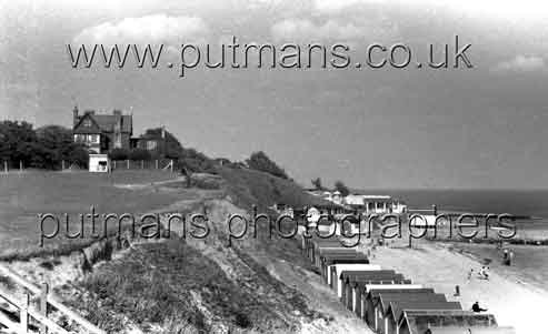 Ref 1537 Hipkins Cafe & Mabel Greville 1954