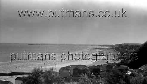 Ref 1560 From cliff top above Hipkins cafe 1954