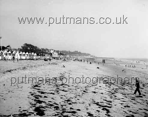 Ref 1574 Coastguard Beach 1958