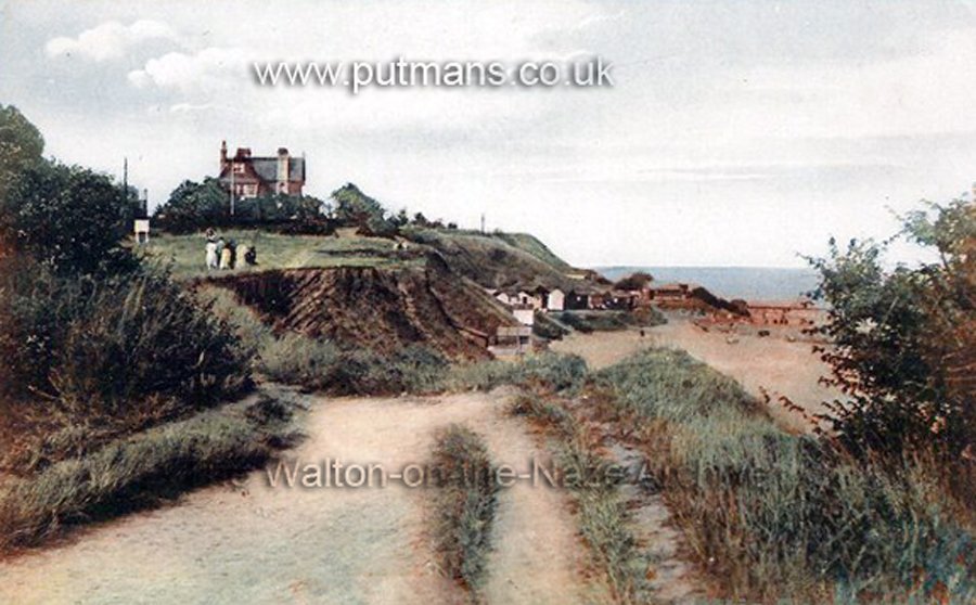 Ref 1679 Cliff top walk towards Mabel Greville