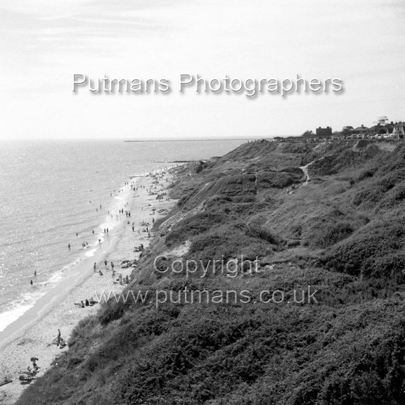 Ref 2053 Naze Cliffs Sunny Point 1966