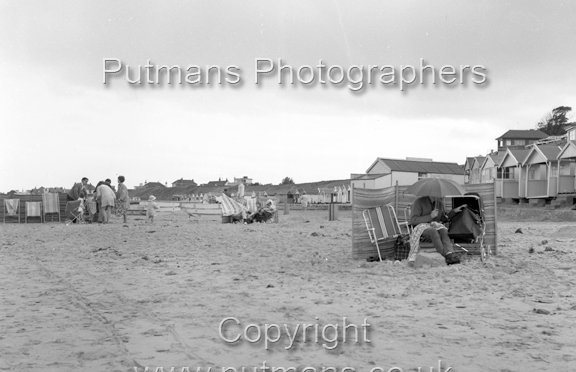 Ref 2095 Hipkins Beach 1962