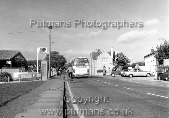 Ref 2201 Hall Lane Mills Garage 1984
