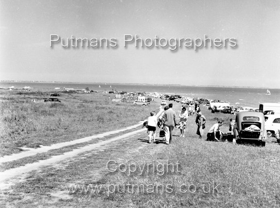 Ref 2282 Clifftop view towards The Low c1955