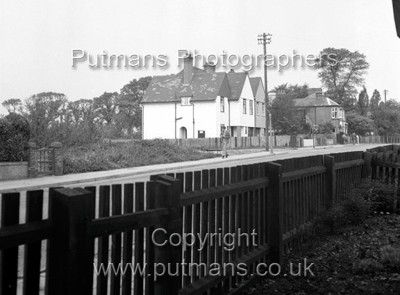 Ref 2326 Hall Lane 27th Sept 1949