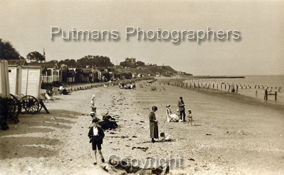 Ref 2747 Easat Beach 1920s
