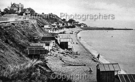 Ref 2749 Beach towards Hipkins