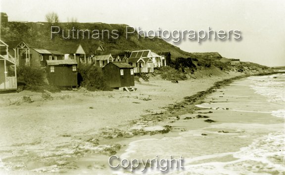 Ref 2853 Very early Hipkins Beach