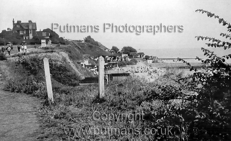 Ref 2871 Mabel Greville & Hipkins cliffs