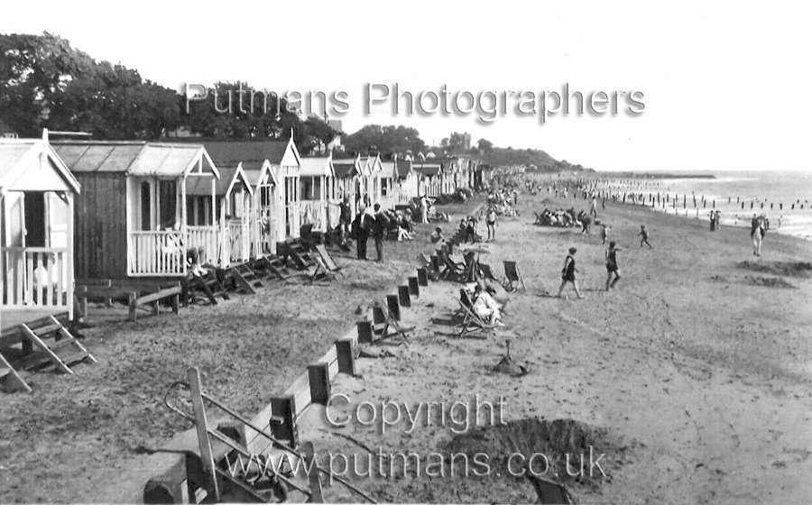 Ref 2899 East Beach