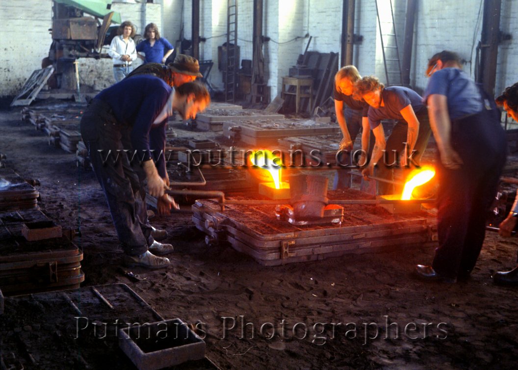 Ref 492 Harmers Foundry - Graham Giles, Phil Hambling,Ken Howe, David Scott, Ted Hayes, Ron Hopkins, Les Watson  Cyril Blunden