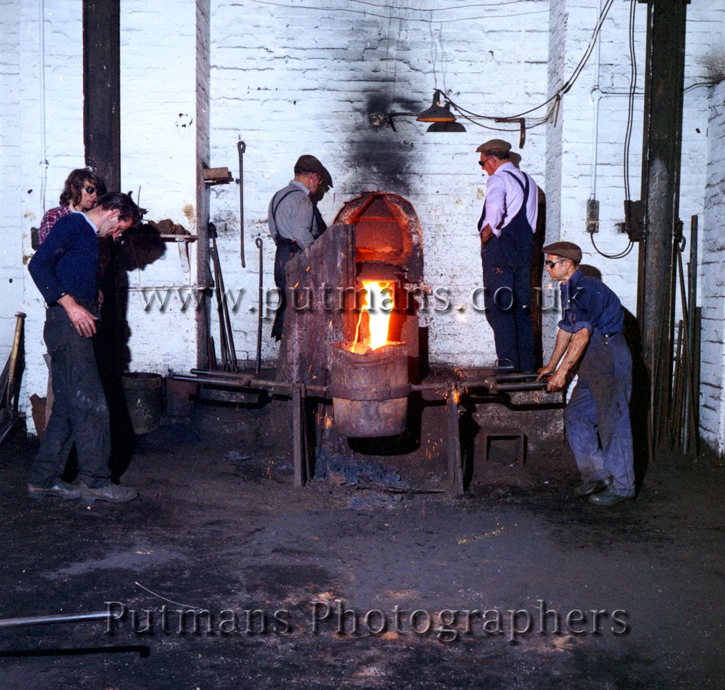 Ref 492-6 Harmers Foundry June 1973 - Jack Mearns, Ron Snell,Ted Hayes, Gordon Poulter & Peter Tappenden
