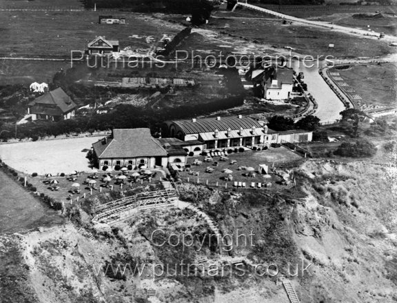 Ref OF526 The Lido
