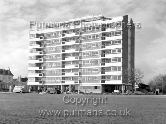 Ref OF608 Kings House 19th Dec 1964