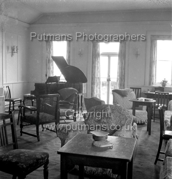 Ref OF610 Queens Hotel 1953