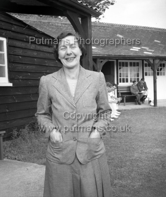Ref OF616 Frinton Cricket Club 1947
