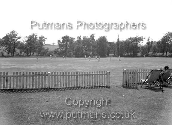 Ref OF617 Frinton Cricket Club 1947