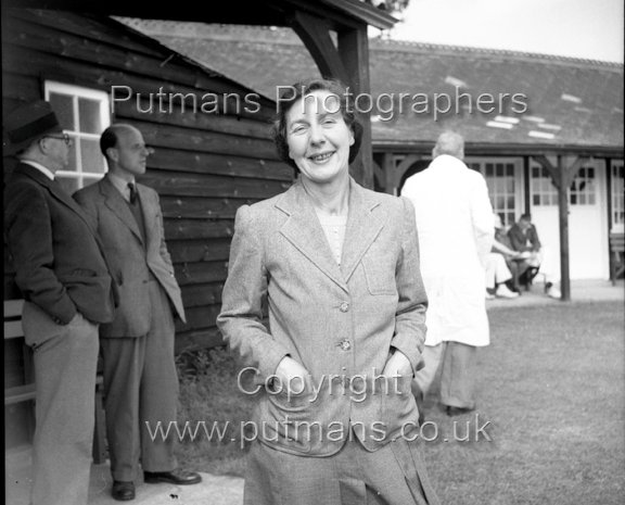 Ref OF622 Frinton Cricket Club 1947