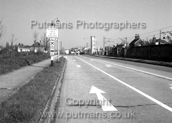 Ref OF633 Frinton Gates 1959