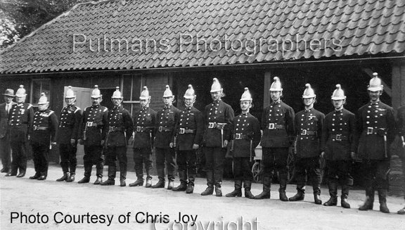 Ref OF678 Frinton Firemen