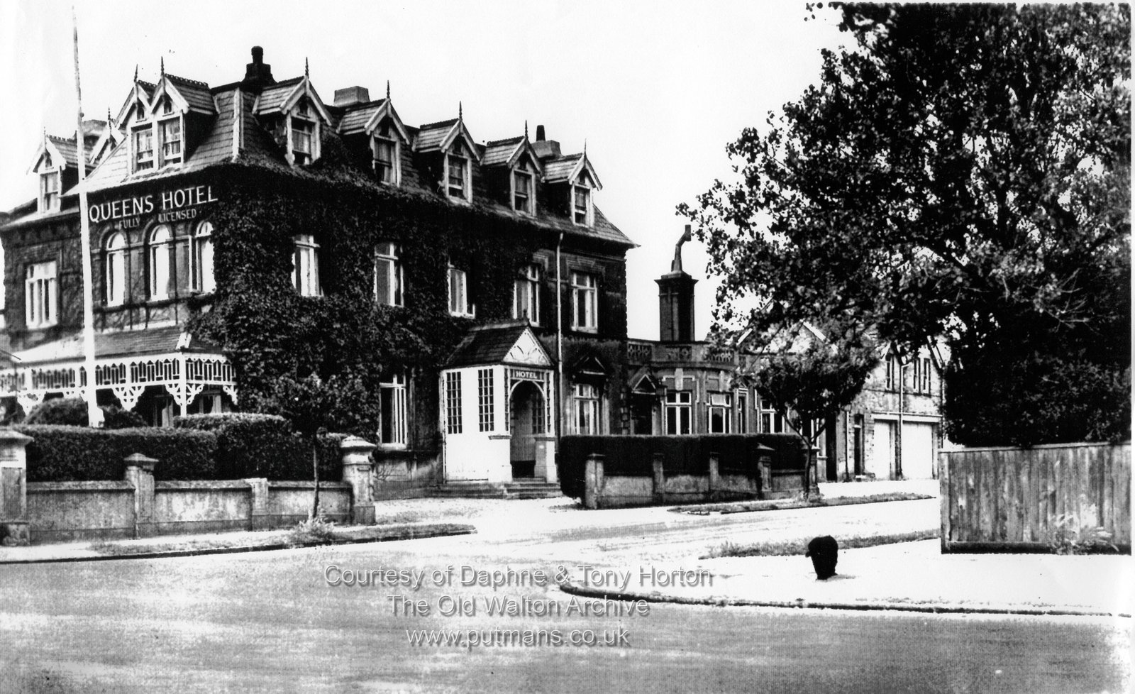OF 717 Queens Hotel