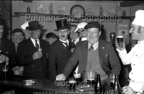 Ref OK35 Railway Tavern 1956