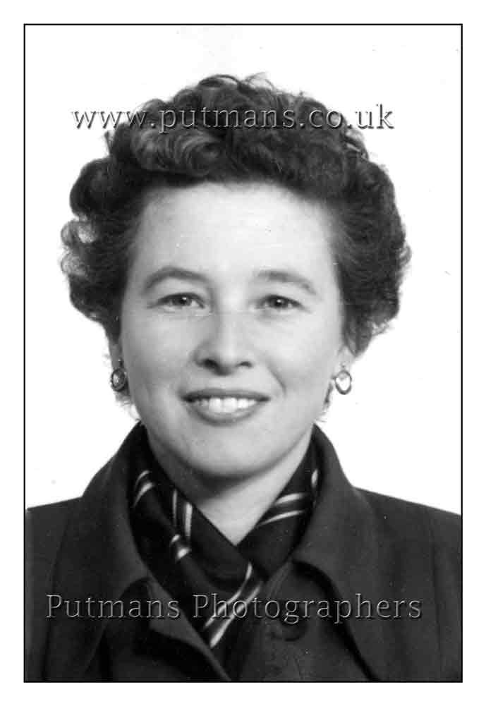 Adams Edna (Molly) c1945