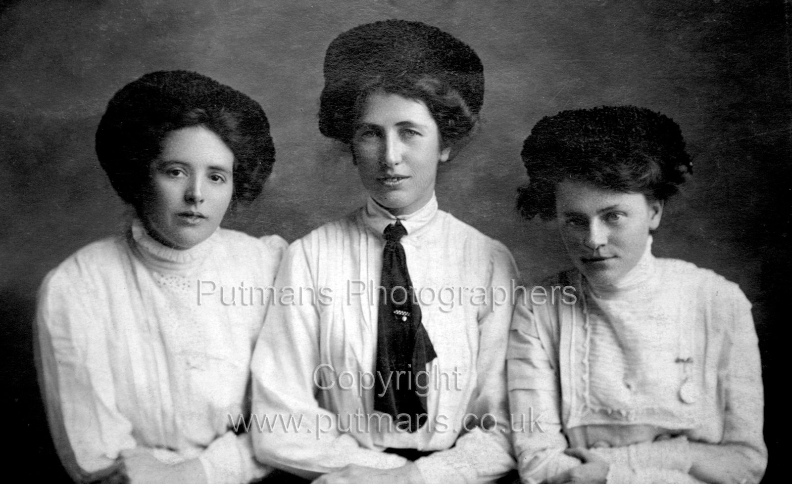 Bates Winifred, Lillian, Rhoda