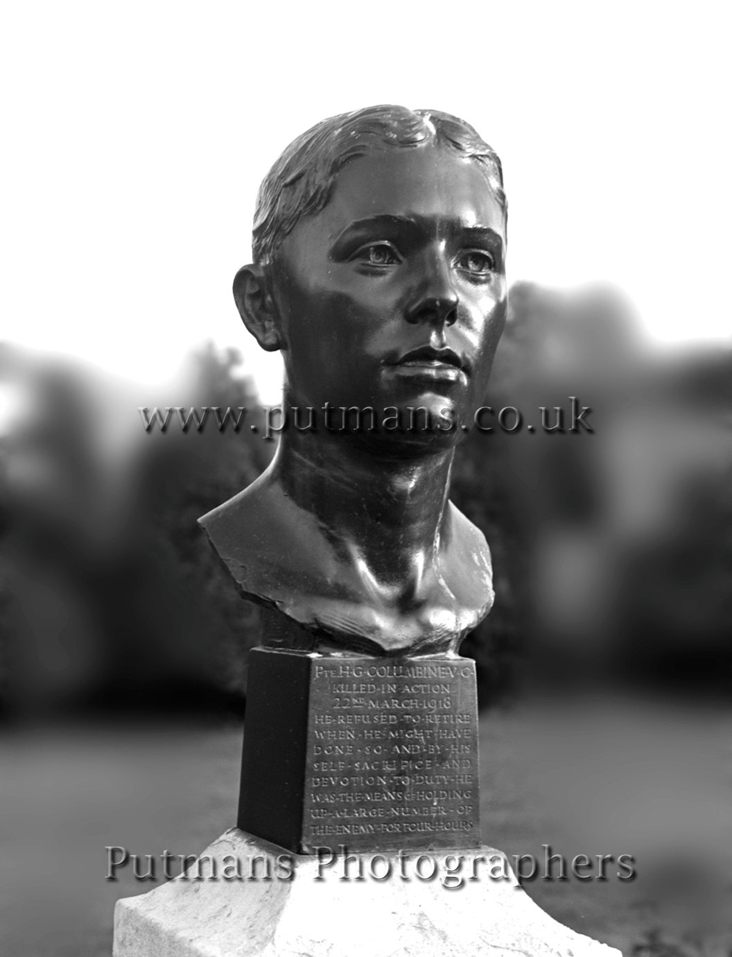 Columbine Herbert George VC Bronze bust