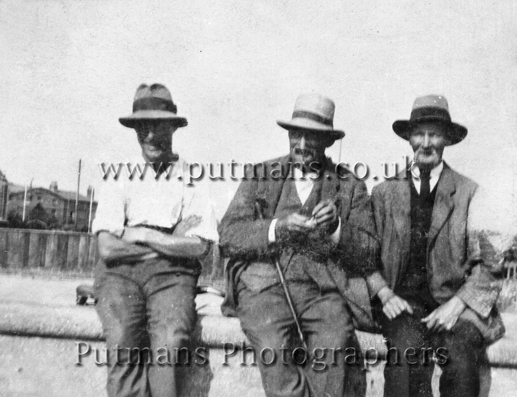 Charlie Bates + father & Stephen Carter