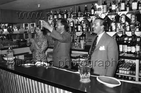 Ref 1545 Opening of Portobello Shades Bar 3 July 1959