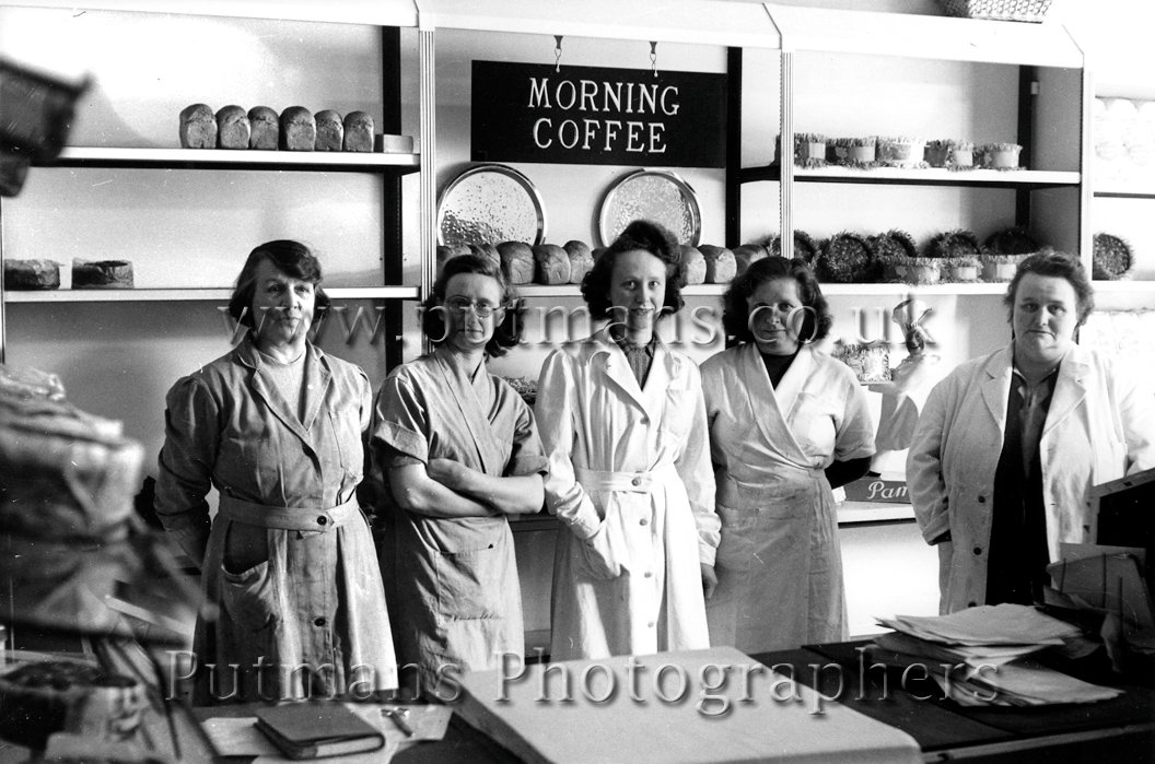 Pam's Bakers staff