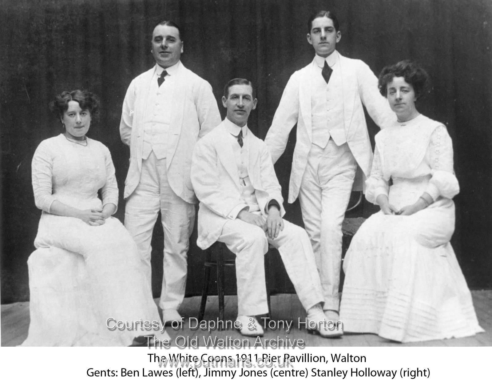 Ref 3208 The White Coons 1911 at The Pier Pavilllion
