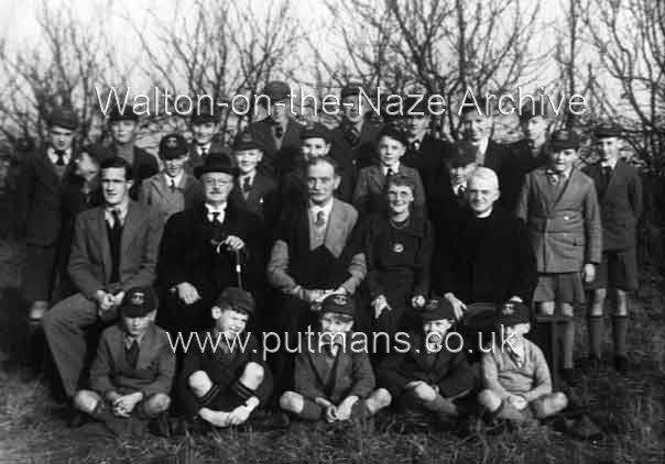Merton College pupils and masters
