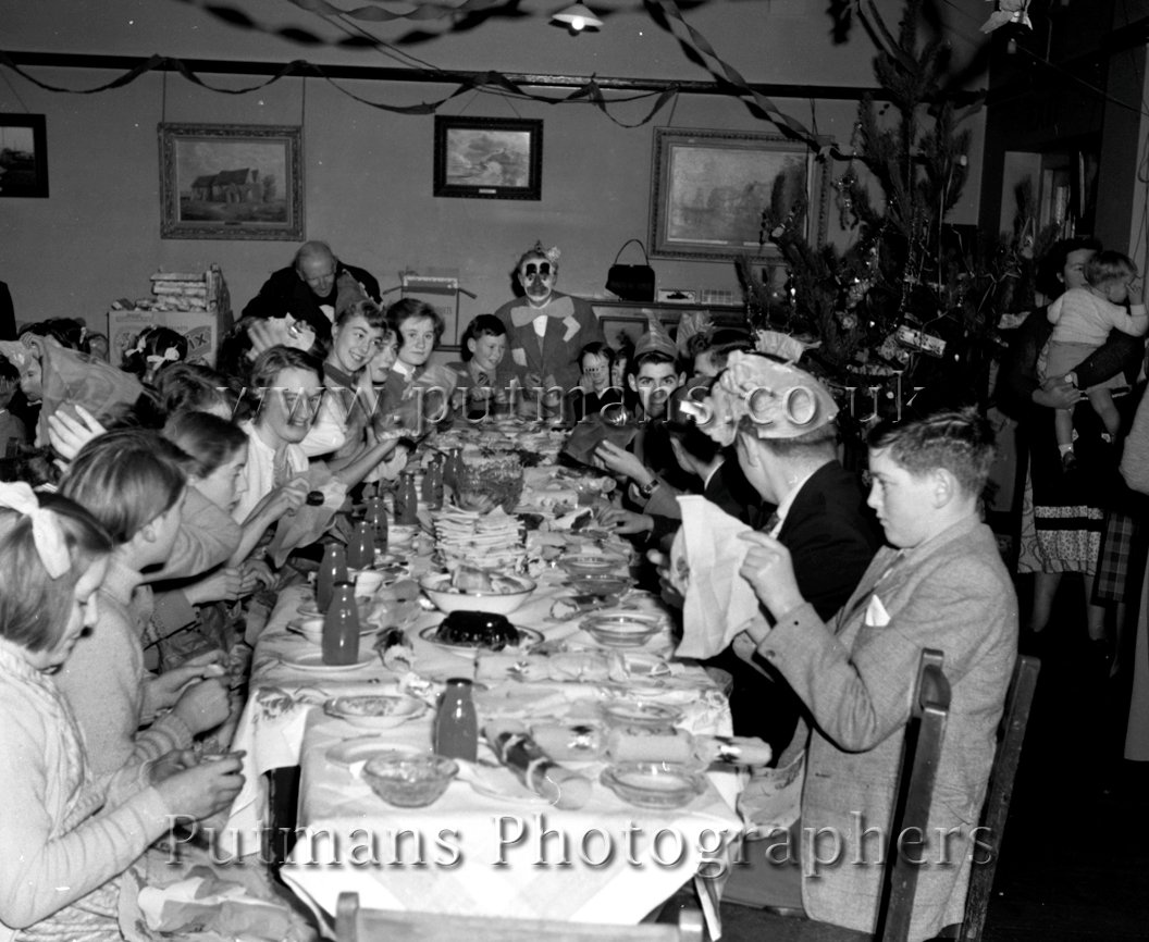 Naze Children Xmas Party 3rd Jan 1955 (B)