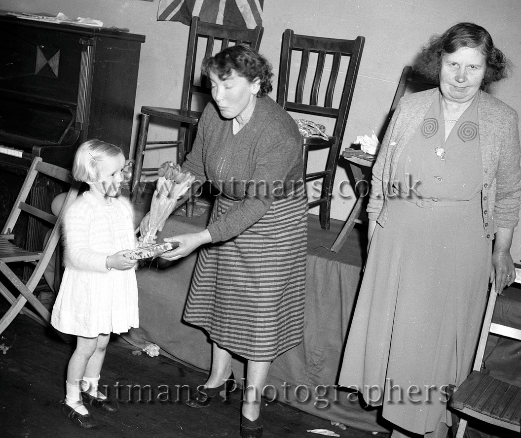 Naze Children Xmas Party 3rd Jan 1955 (M)