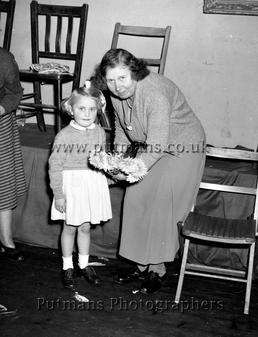 Naze Children Xmas Party 3rd Jan 1955 (N)