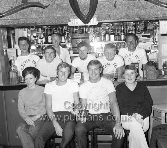 Queens Head winning team September 1968
