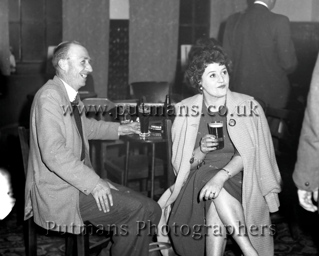 Walton Darts Presentations 1959