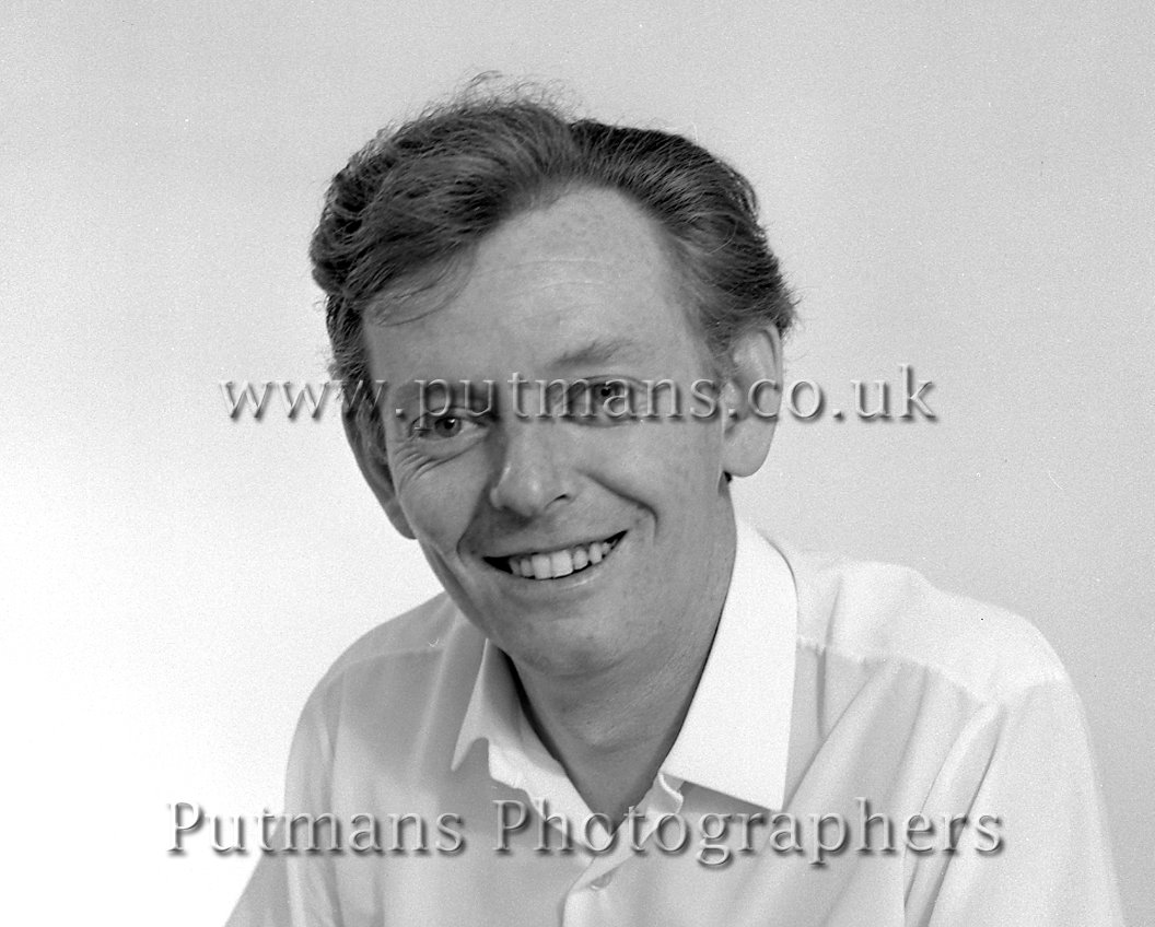 Hicks John 1973