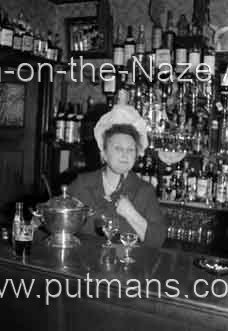Hubbard Barbara (Marine Poona Bar) 31-12-1962