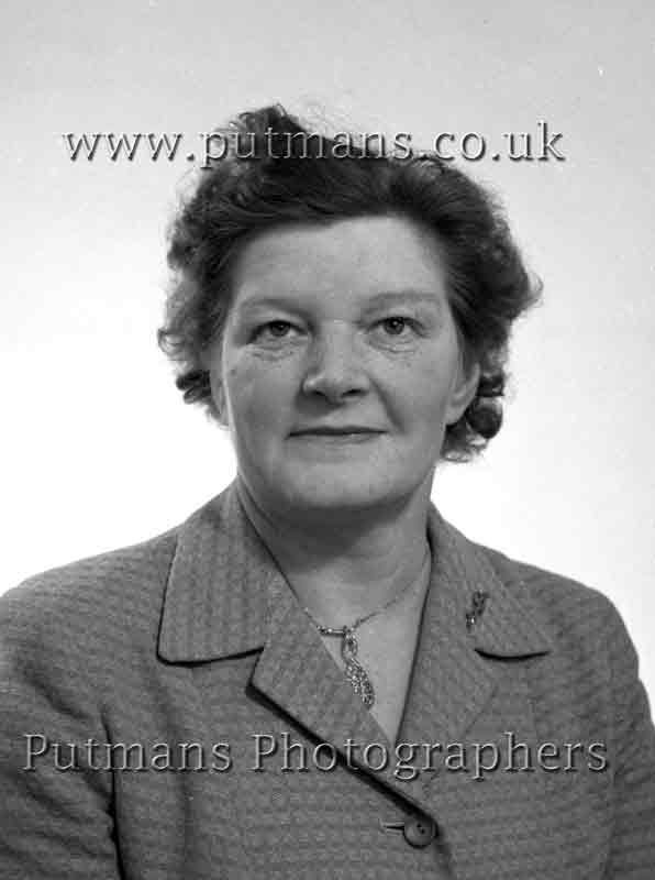 Keen Mrs 1962