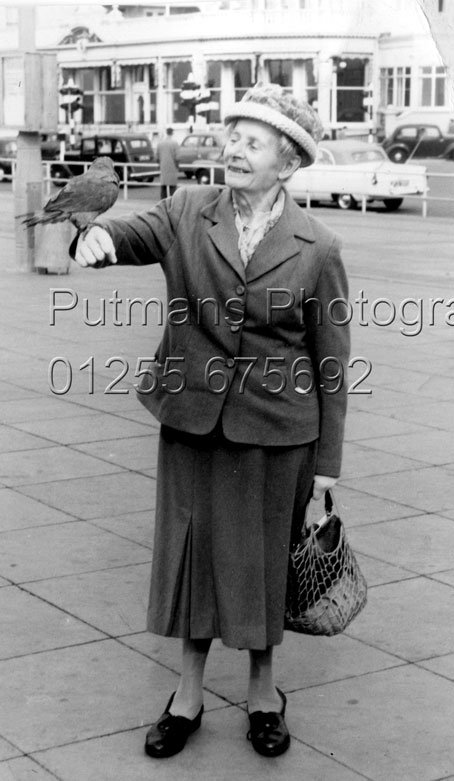 Modlen Louisa Miss - teacher