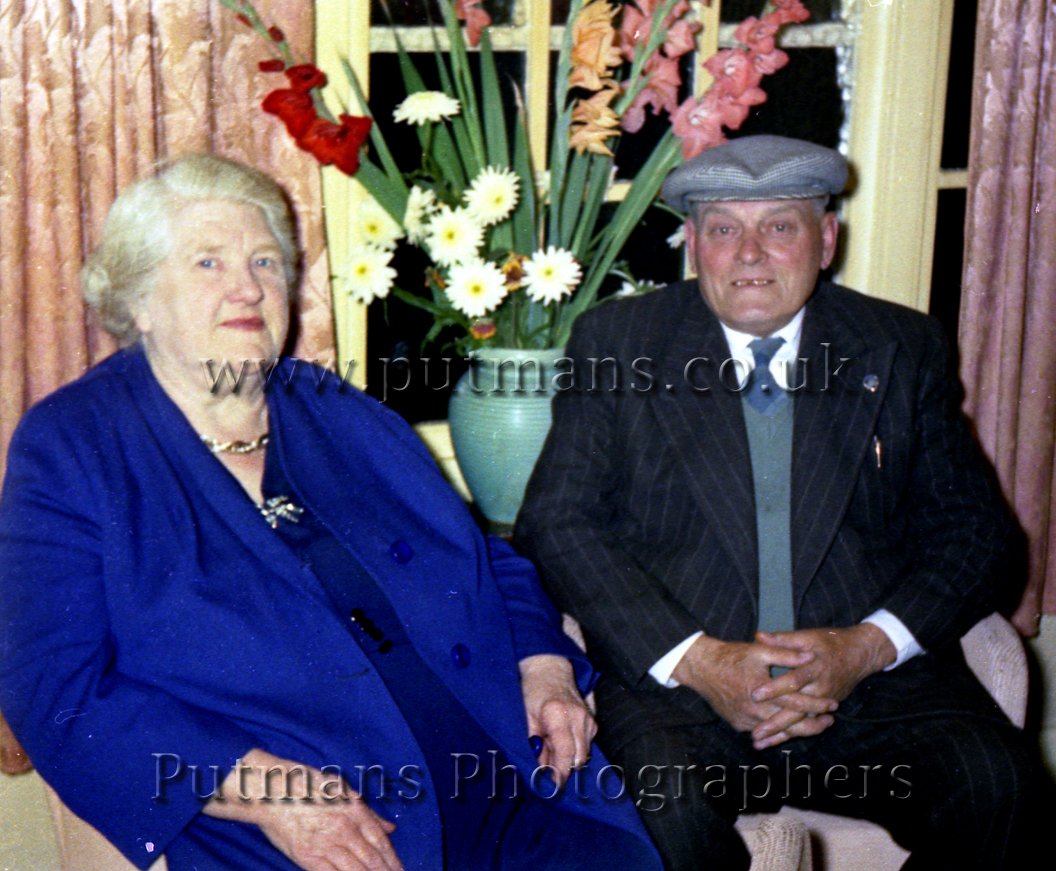 Oxley Mr & Mrs Alf